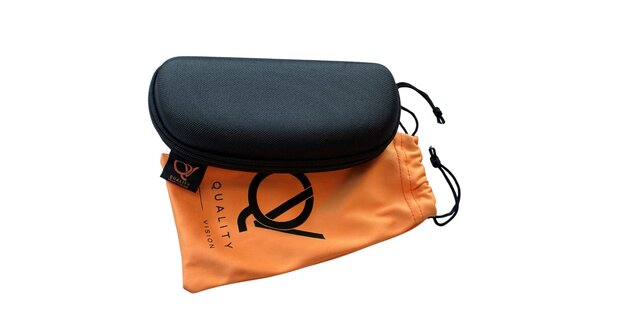 softbag en een luxe briletui.